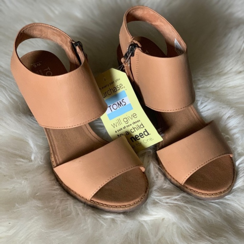 TOMS MAJORCA TAN LEATHER SANDAL